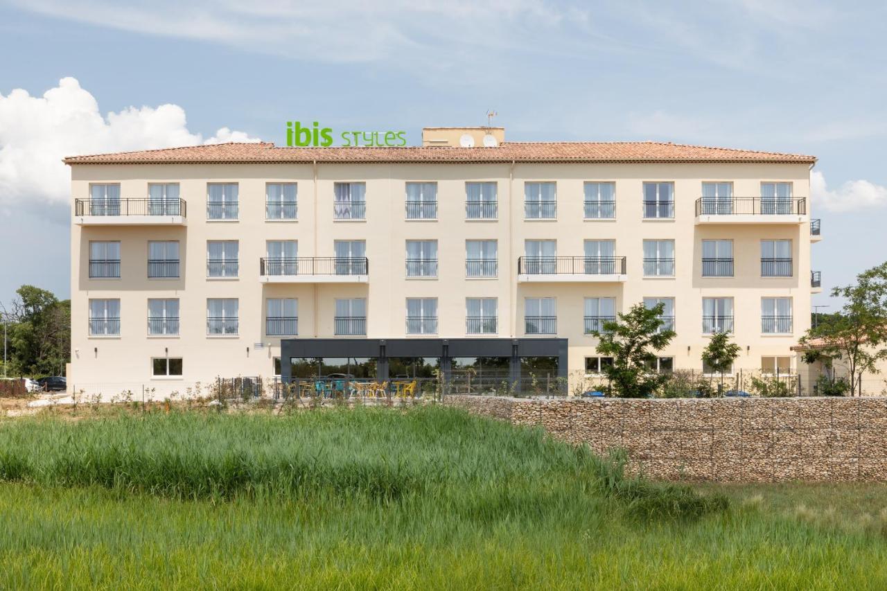 Ibis Styles Miramas Exterior foto