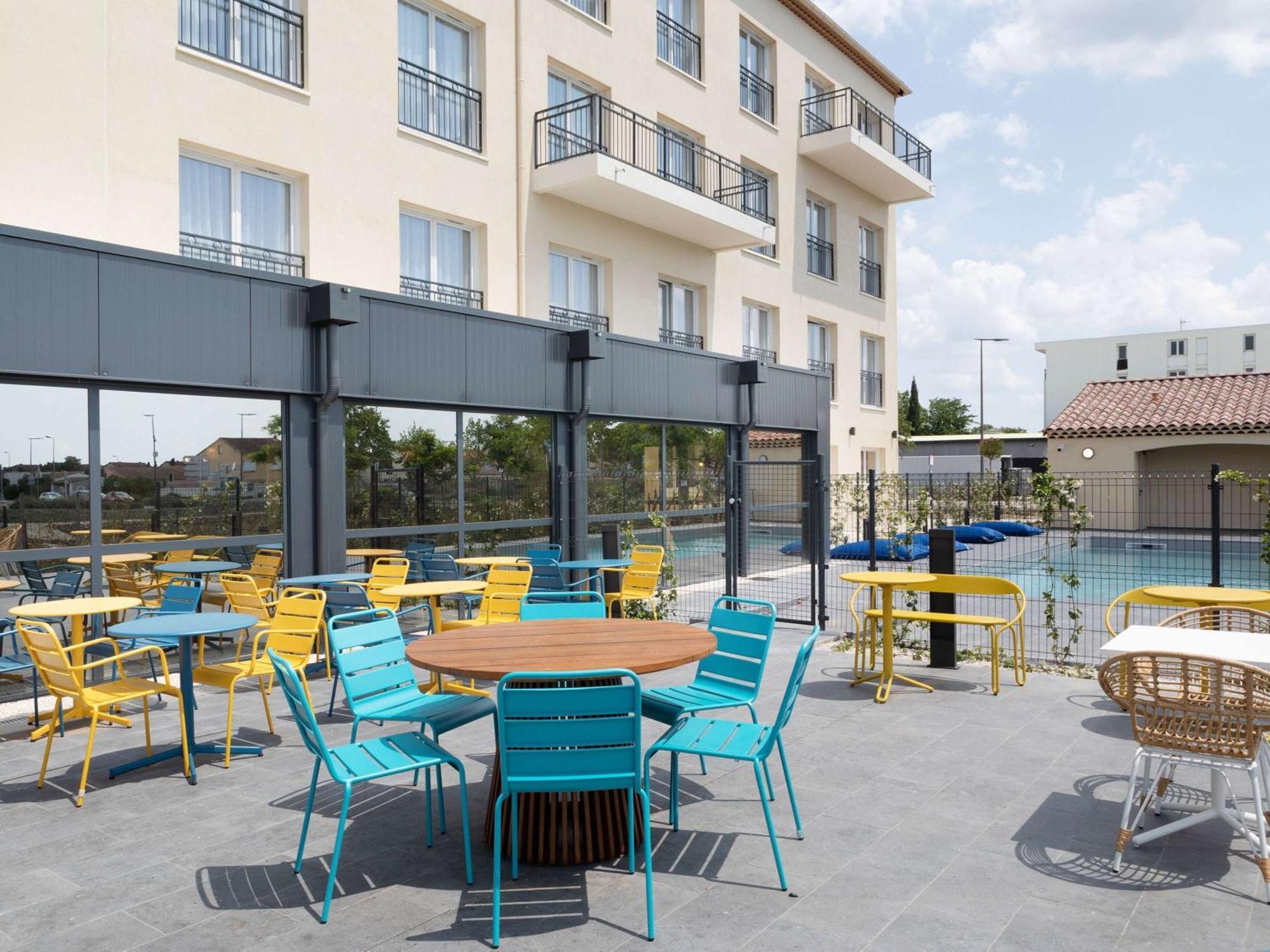 Ibis Styles Miramas Exterior foto