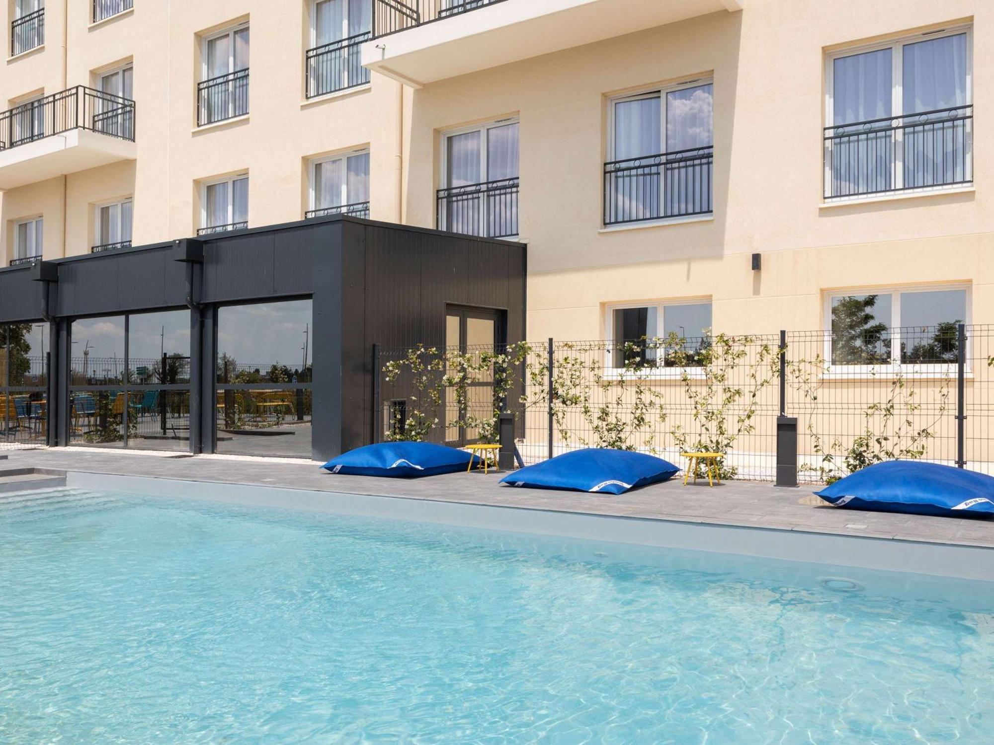 Ibis Styles Miramas Exterior foto